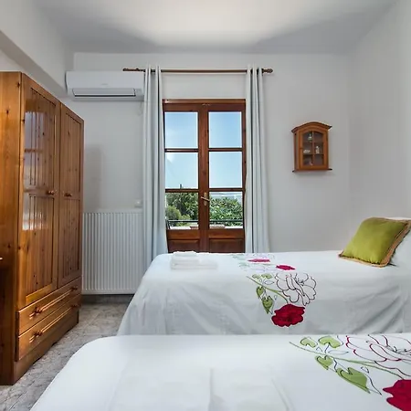 Iliana By The Beach Vila *